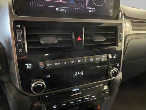 Used 2022 Lexus GX 460 Premium image 18
