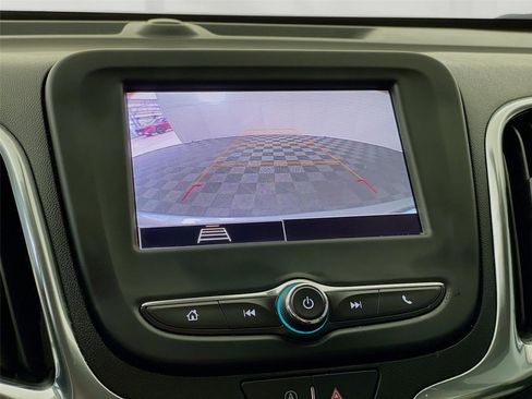 Used 2023 Chevrolet Equinox LS w/ LS Convenience Package image 16