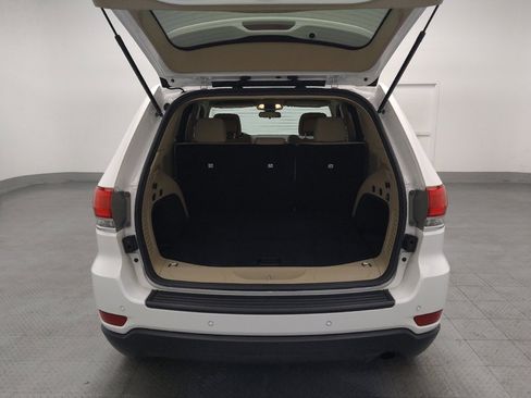 Used 2019 Jeep Grand Cherokee Laredo RWD image 29