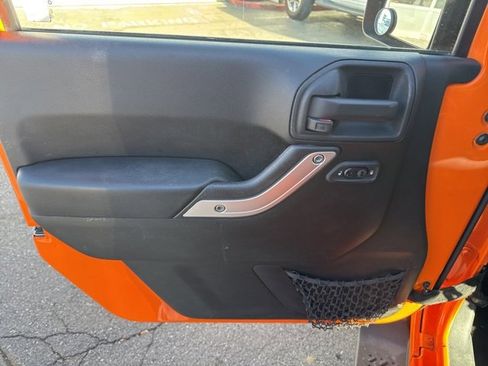 Used 2013 Jeep Wrangler Sahara w/ Connectivity Group image 14