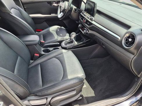 Used 2021 Kia Forte EX FWD image 19