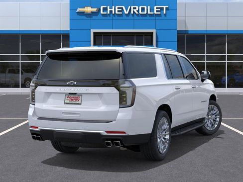 New 2026 Chevrolet Suburban High Country RWD image 28