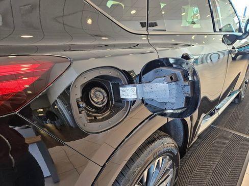 New 2026 Nissan Rogue Platinum image 33