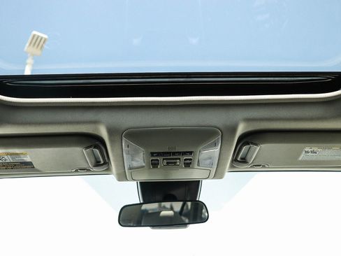 Certified 2022 Toyota RAV4 XLE w/ Convenience Package FWD image 12