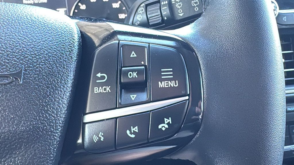 Certified 2022 Ford Escape SE w/ SE Sport Appearance Package FWD image 13