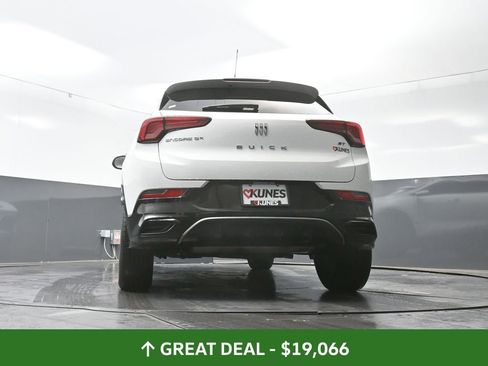 Used 2024 Buick Encore GX Sport Touring image 52