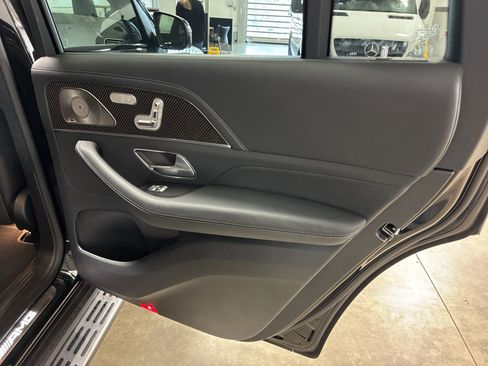 Used 2026 Mercedes-Benz GLS 63 AMG 4MATIC image 21