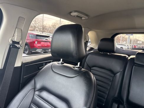 Used 2022 Ford Edge SEL w/ Convenience Package image 39