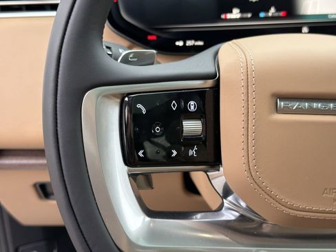 New 2026 Land Rover Range Rover SE image 22