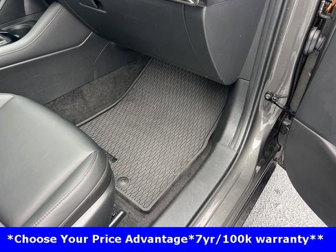 Used 2021 MAZDA MAZDA3 s image 24