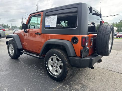 Used 2011 Jeep Wrangler Rubicon w/ PWR Convenience Group AWD/4WD image 5