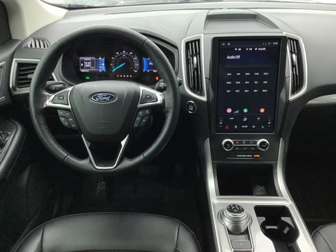 Certified 2024 Ford Edge SEL w/ Convenience Package AWD/4WD image 8