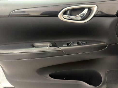 Used 2019 Nissan Sentra SV FWD image 22
