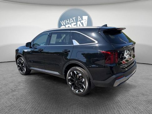 Used 2025 Kia Sorento EX AWD/4WD image 6