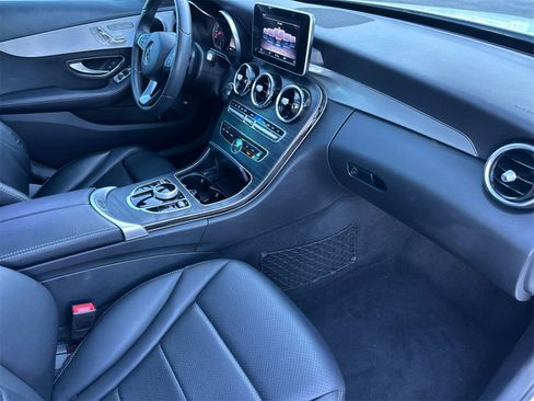 Used 2018 Mercedes-Benz C 300 Sedan image 16