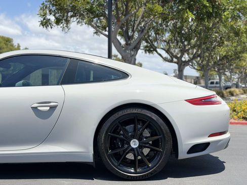 Used 2018 Porsche 911 Carrera S w/ Sport Package RWD image 12