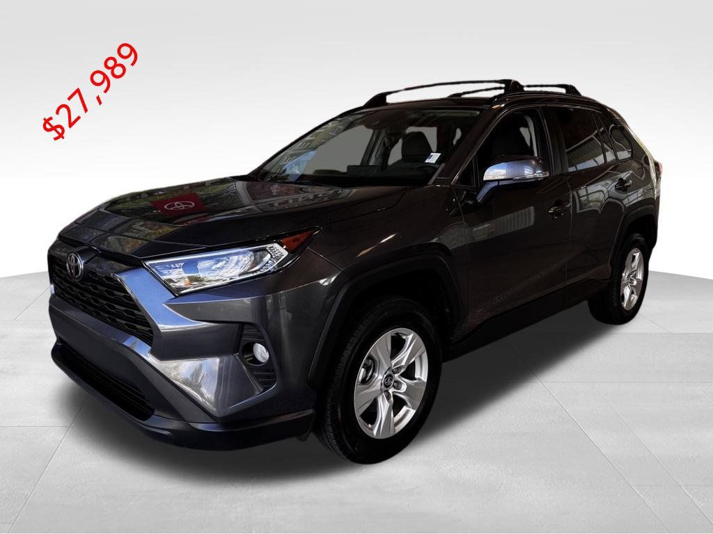 Certified 2021 Toyota RAV4 XLE w/ Convenience Package AWD/4WD image 4