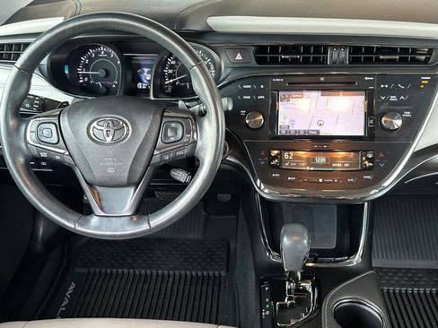 Used 2017 Toyota Avalon Limited w/ All Weather Liner Package image 14