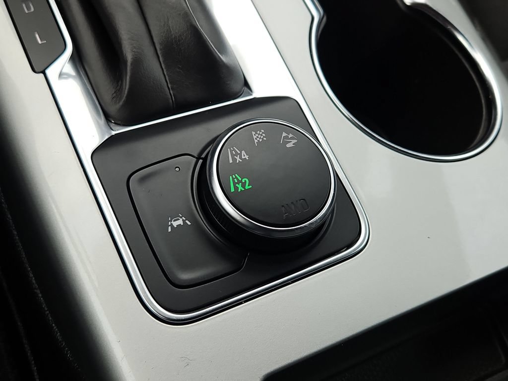 Certified 2025 Chevrolet Blazer LT AWD/4WD image 16