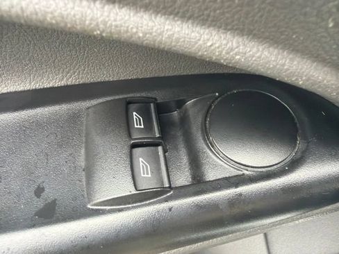 Used 2022 Ford Transit Connect XL FWD image 19