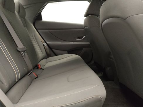 Used 2023 Hyundai Elantra SEL w/ Convenience Package FWD image 19