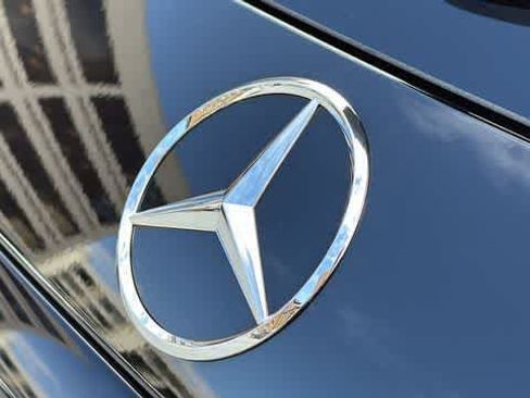 Used 2026 Mercedes-Benz GLC 300 4MATIC image 10