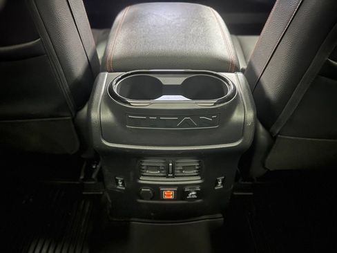 Used 2024 Nissan Titan PRO-4X w/ Pro-4x Convenience Package AWD/4WD image 24
