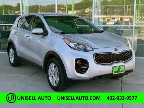 Used 2017 Kia Sportage LX AWD/4WD image 1