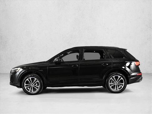 Certified 2026 Audi Q7 2.0T Premium w/ Convenience Plus Package AWD/4WD image 9