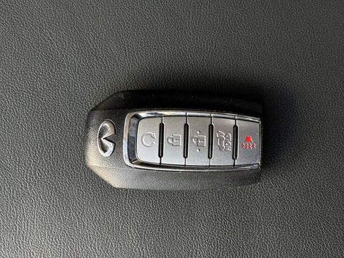 Used 2019 INFINITI QX60 Luxe w/ Essential Package image 29