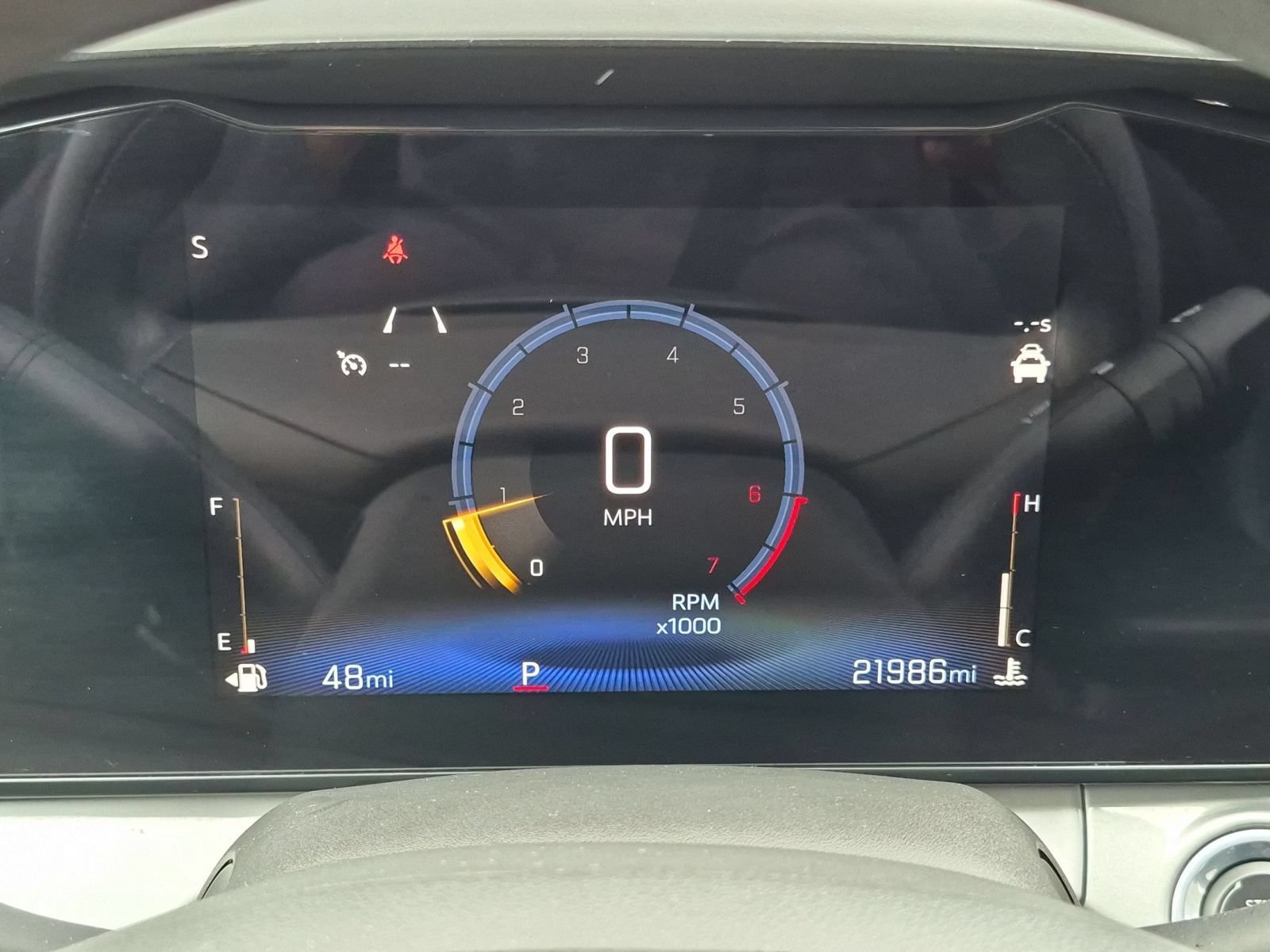 Used 2025 Chevrolet Trax LT w/ LPO, Blackout Package FWD image 17