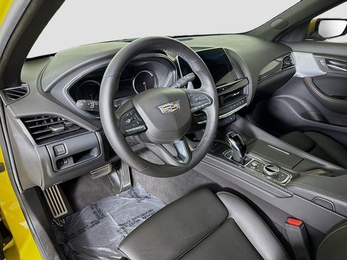 Used 2024 Cadillac CT5 V image 9