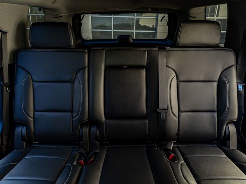 Used 2018 Chevrolet Tahoe LS image 33