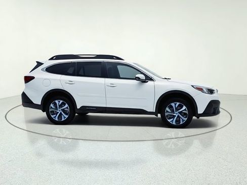 Used 2022 Subaru Outback Limited AWD/4WD image 7