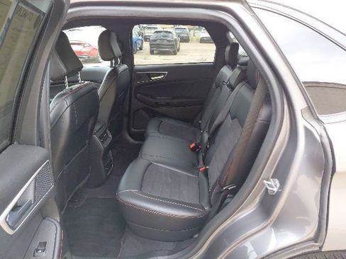 Used 2024 Ford Edge ST-Line AWD/4WD image 24