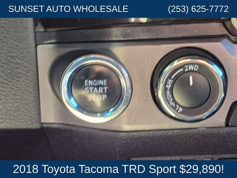 Used 2018 Toyota Tacoma TRD Sport AWD/4WD image 32