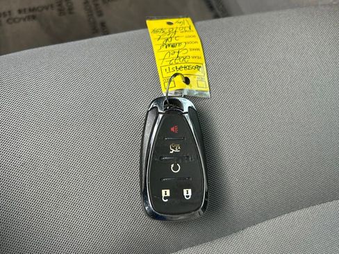 Used 2022 Chevrolet Camaro LT RWD image 38