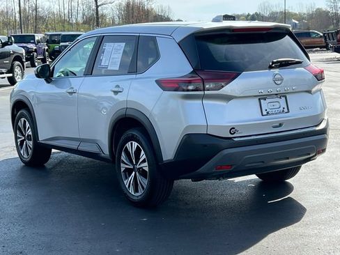 Used 2023 Nissan Rogue SV AWD/4WD image 9