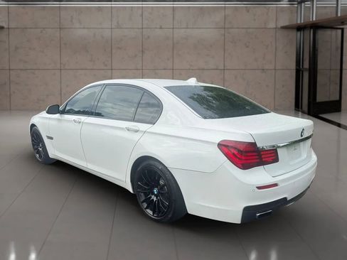 Used 2015 BMW 750Li RWD image 4