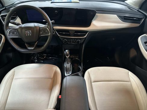 Used 2024 Buick Encore GX Sport Touring FWD image 3