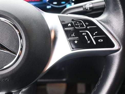 Certified 2025 Mercedes-Benz GLA 250 image 28