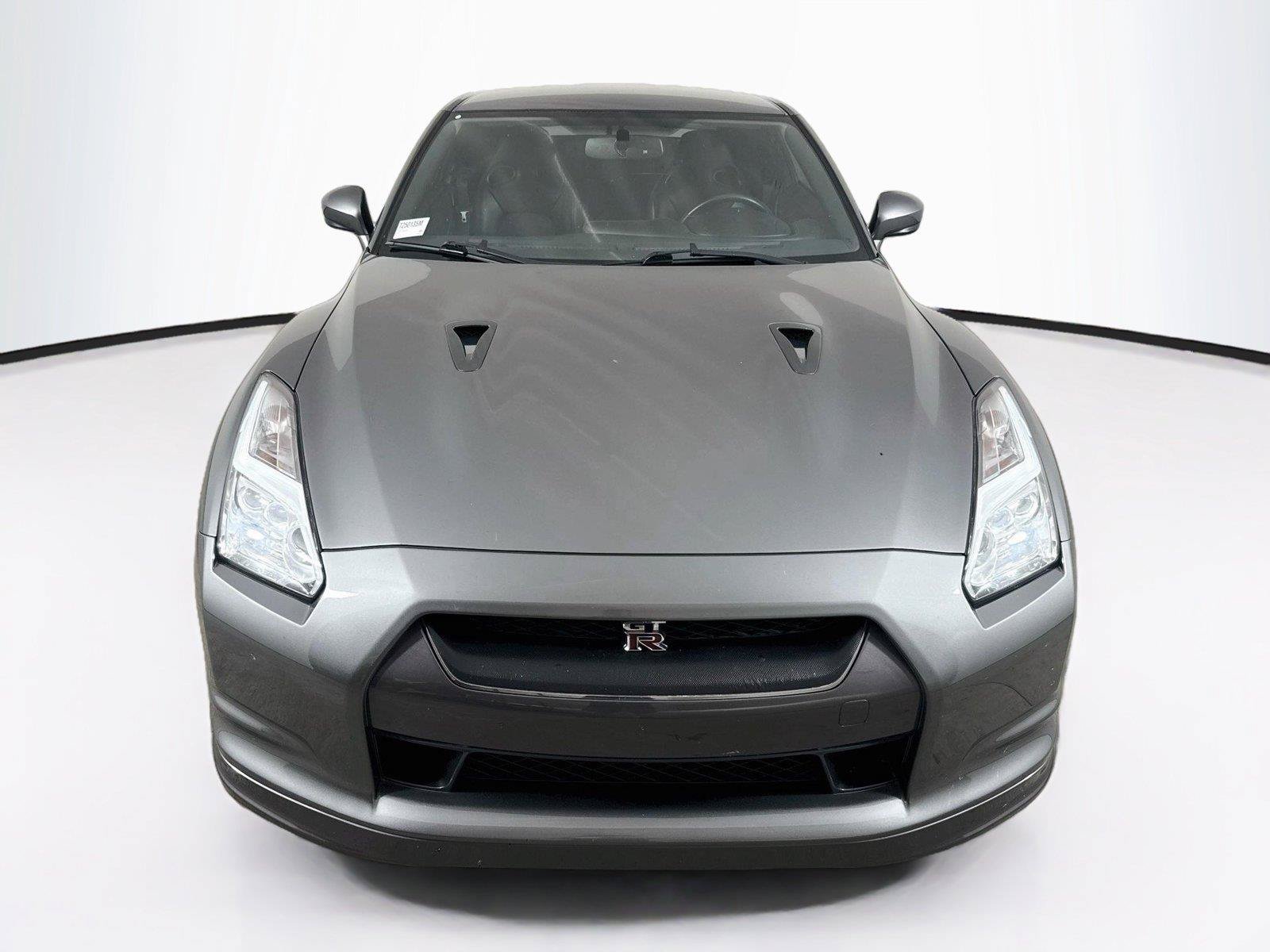 Used 2009 Nissan GT-R Premium AWD/4WD image 8