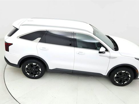 Used 2024 Kia Sorento S AWD/4WD image 18
