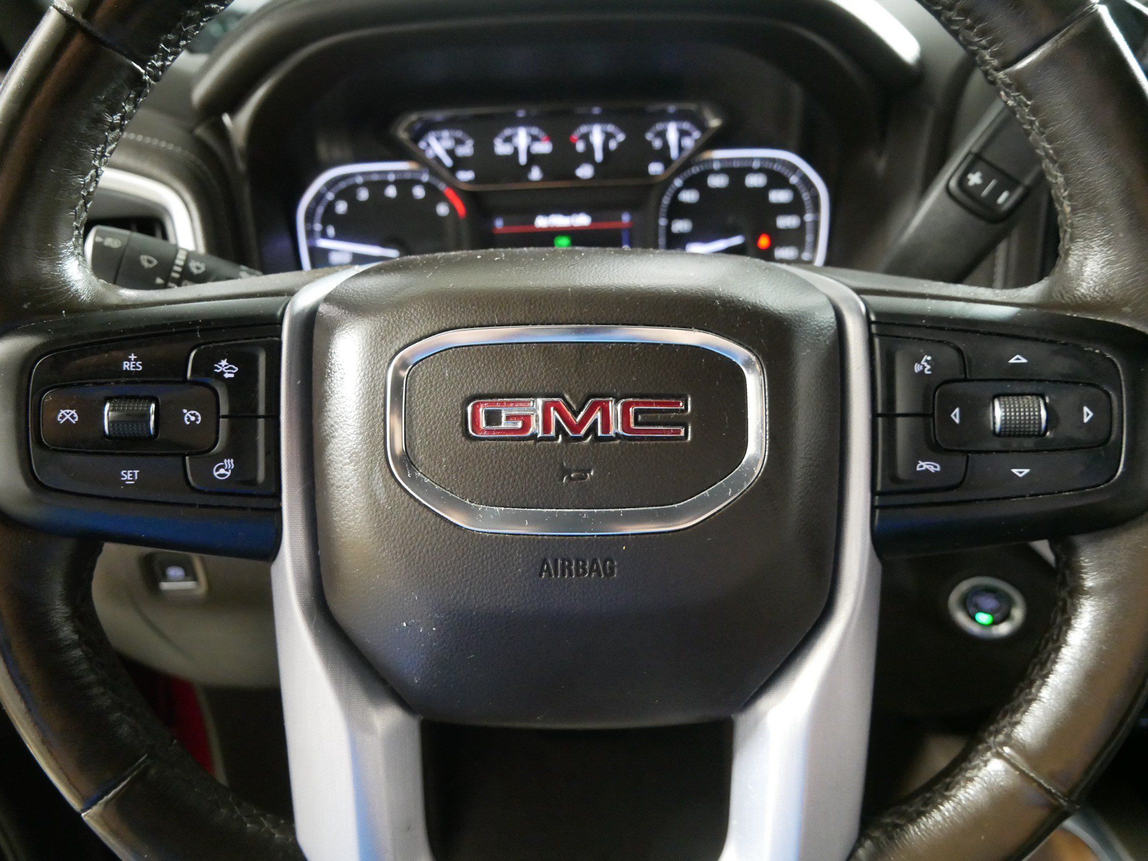 Used 2019 GMC Sierra 1500 SLT w/ SLT Premium Plus Package AWD/4WD image 25