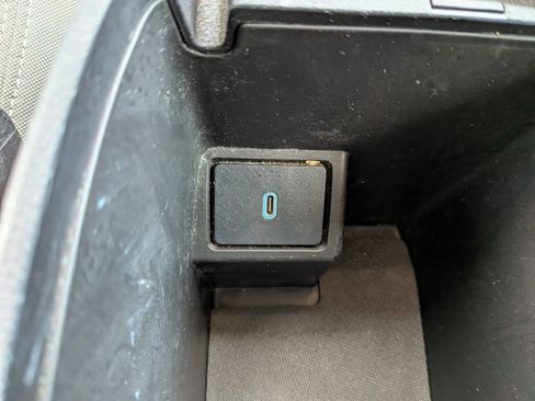 Used 2020 Ford Escape SE FWD image 58
