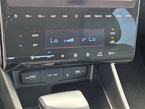 Used 2024 Hyundai Tucson SEL w/ Convenience Package FWD image 19