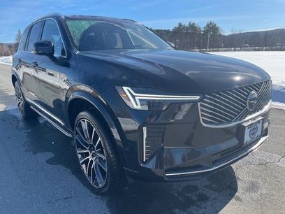 New 2026 Volvo XC90 B6 Plus w/ Protection Package Premier