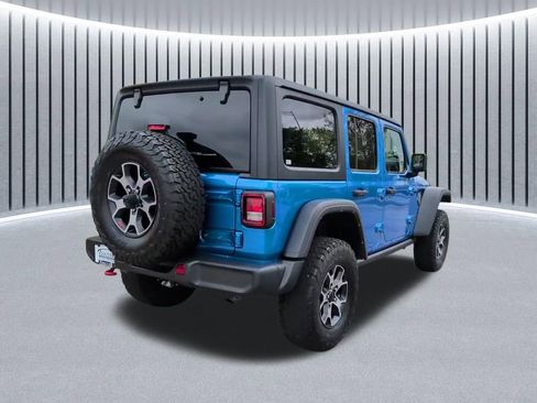 Used 2023 Jeep Wrangler Unlimited Rubicon w/ Cold Weather Group AWD/4WD image 9