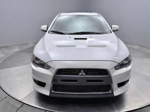 Used 2010 Mitsubishi Lancer Evolution MR Touring image 2