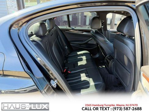 Used 2018 BMW 530i xDrive w/ M Sport Package image 17